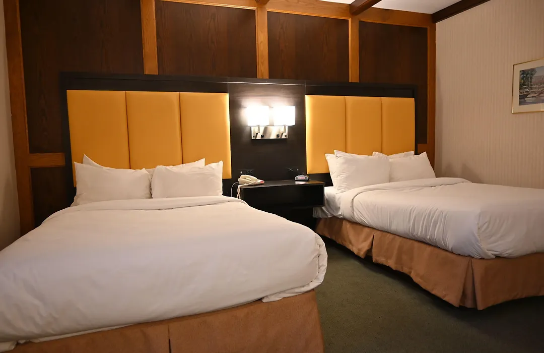 The Gananoque Inn-1